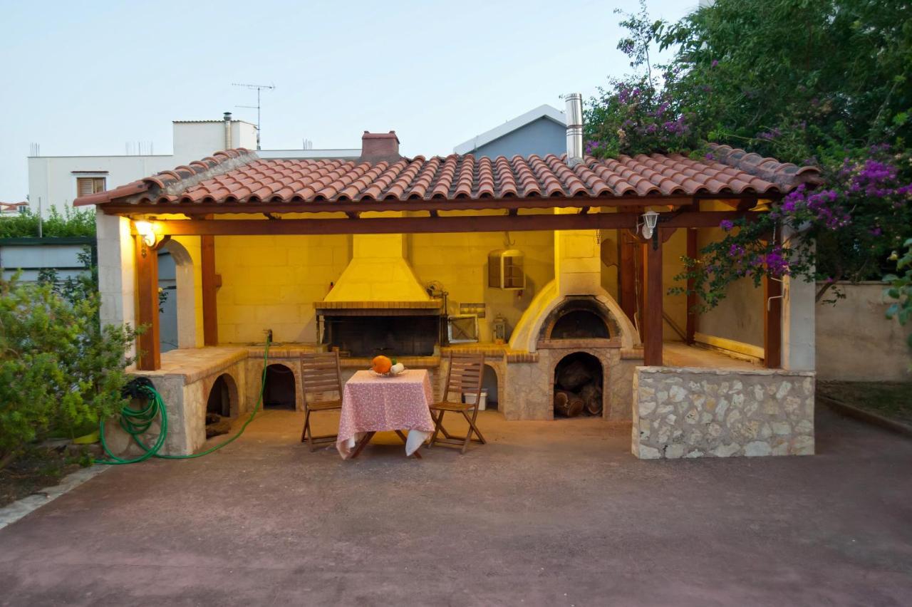 Villa Elli 2 Beach-Front Villa With Garden Itea Extérieur photo
